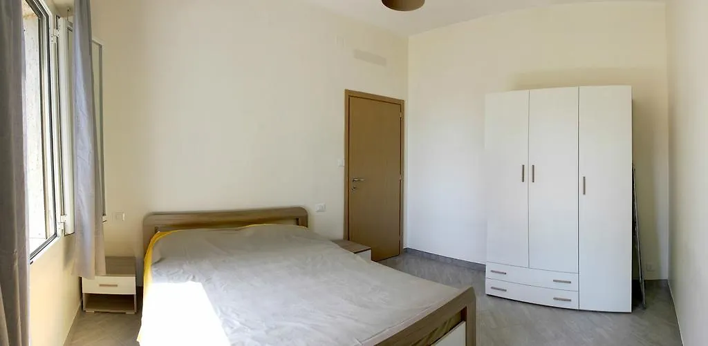 Lungomare Apartments Arma di Taggia Italië